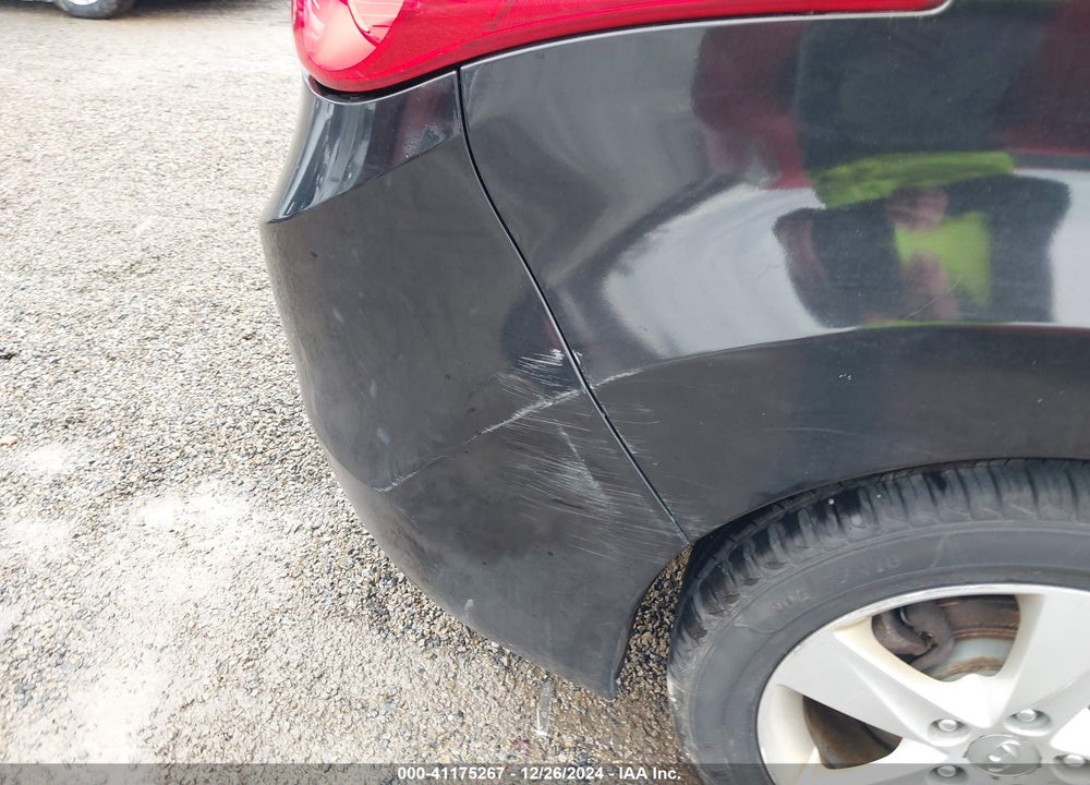 2013 HYUNDAI ELANTRA GLS VIN: 5NPDH4AE3DH350727