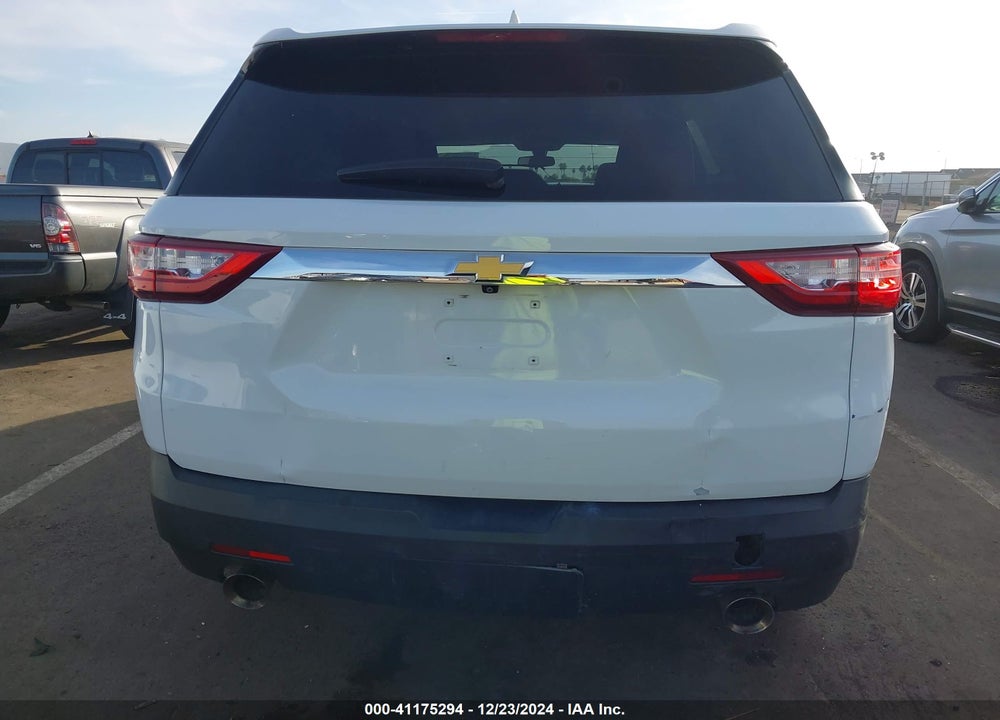 2020 CHEVROLET TRAVERSE FWD LS VIN: 1GNERFKW7LJ115555