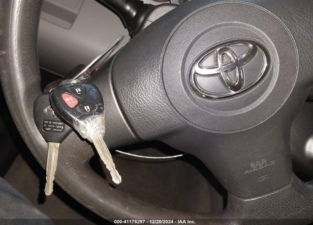 2011 TOYOTA RAV4 VIN: JTMBF4DV1B5043840