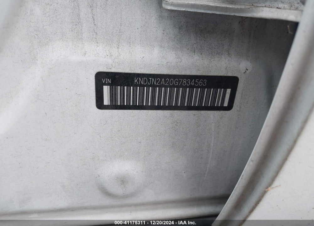 2016 KIA SOUL VIN: KNDJN2A20G7834563