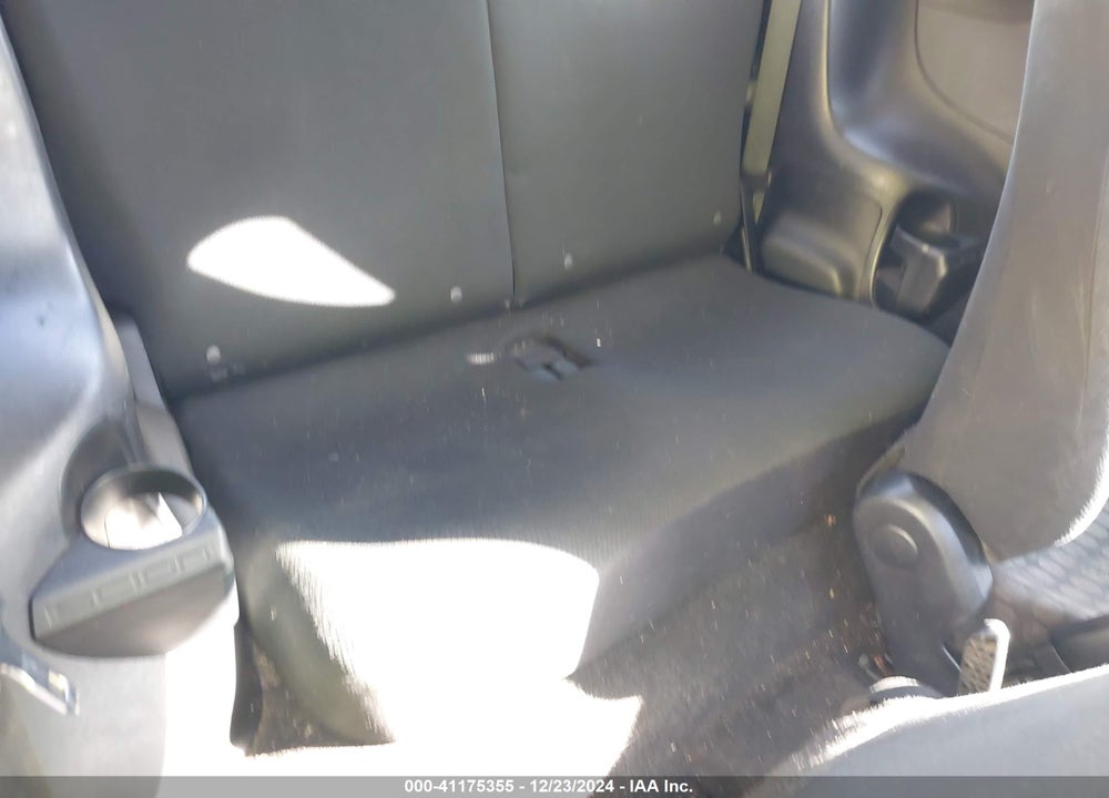 2012 SCION IQ VIN: JTNJJXB06CJ017287