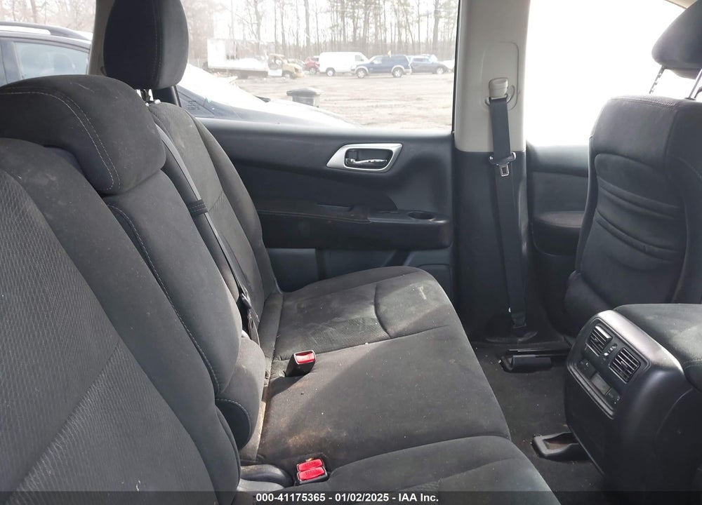 2013 NISSAN PATHFINDER SV VIN: 5N1AR2MM7DC680983
