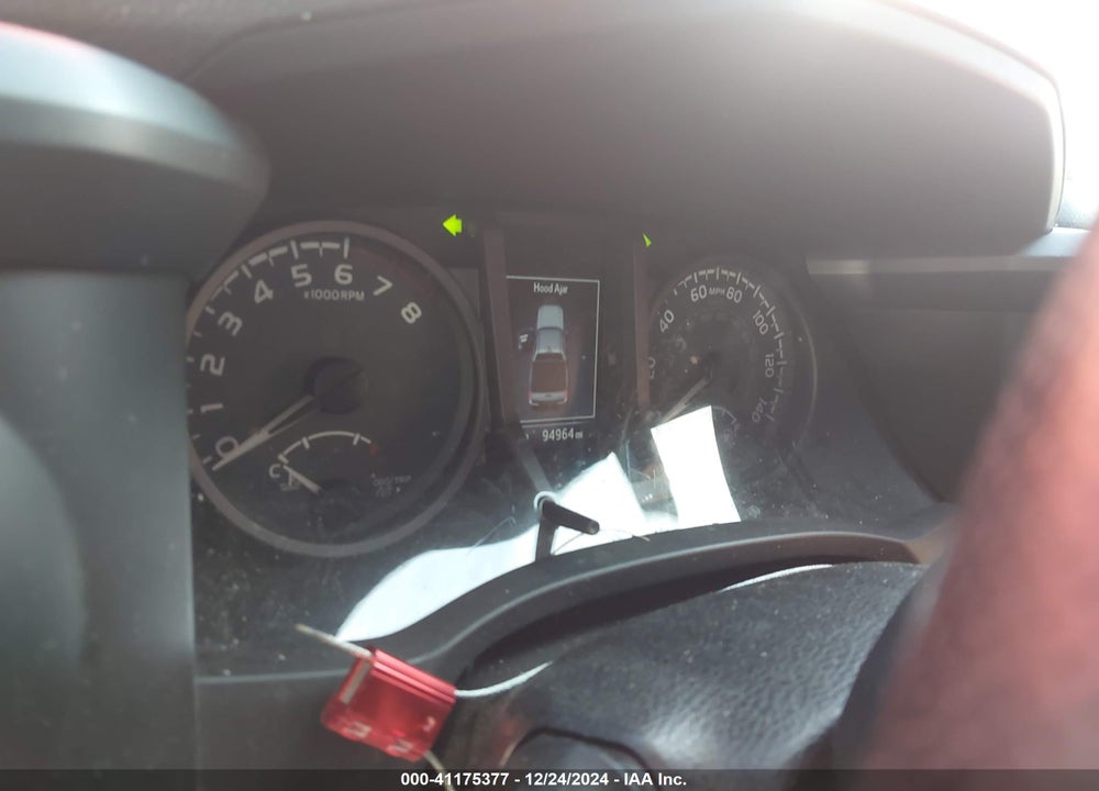 2016 TOYOTA TACOMA VIN: 3TMCZ5AN9GM012682