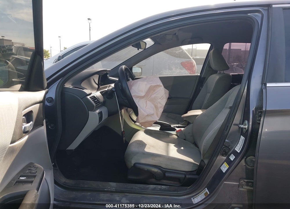 2015 HONDA ACCORD LX VIN: 1HGCR2F37FA150949