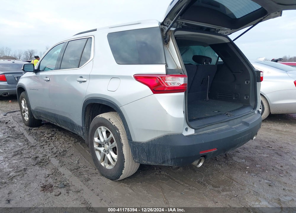 2018 CHEVROLET TRAVERSE 1LT VIN: 1GNERGKW4JJ109800
