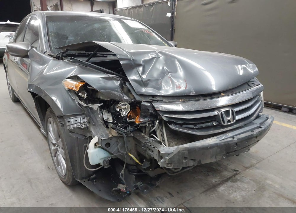 2011 HONDA ACCORD 3.5 EX-L VIN: 1HGCP3F81BA020490
