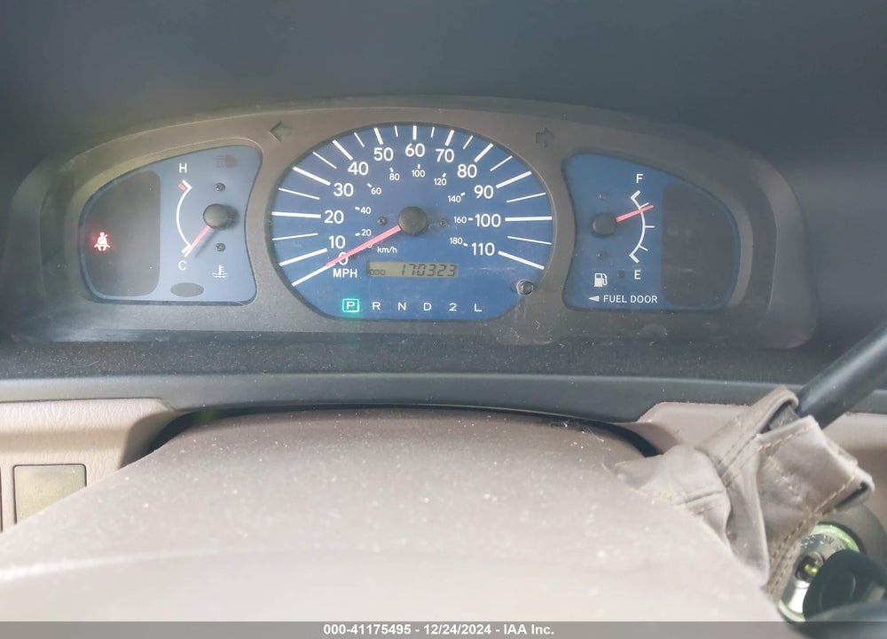 2003 TOYOTA SIENNA CE VIN: 4T3ZF19C93U536843