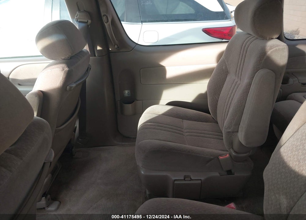 2003 TOYOTA SIENNA CE VIN: 4T3ZF19C93U536843