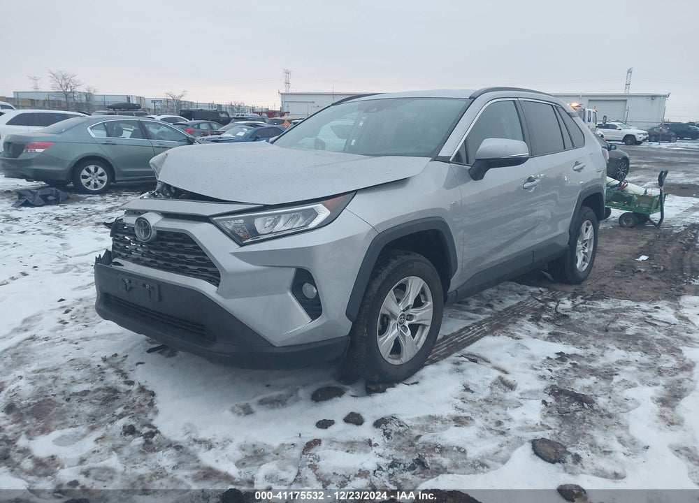 2021 TOYOTA RAV4 XLE VIN: 2T3P1RFVXMW212389