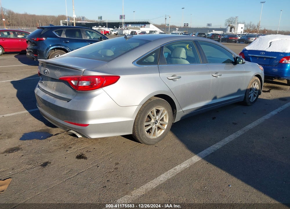 2017 HYUNDAI SONATA SE VIN: 5NPE24AF9HH553982