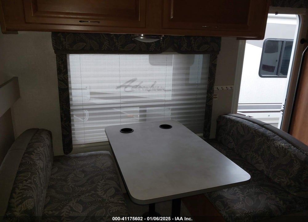 2006 FORD E-450 JAMBOREE MOTOR HOME VIN: 1FDXE45S56DA39987