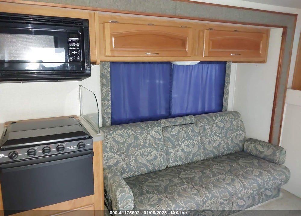 2006 FORD E-450 JAMBOREE MOTOR HOME VIN: 1FDXE45S56DA39987