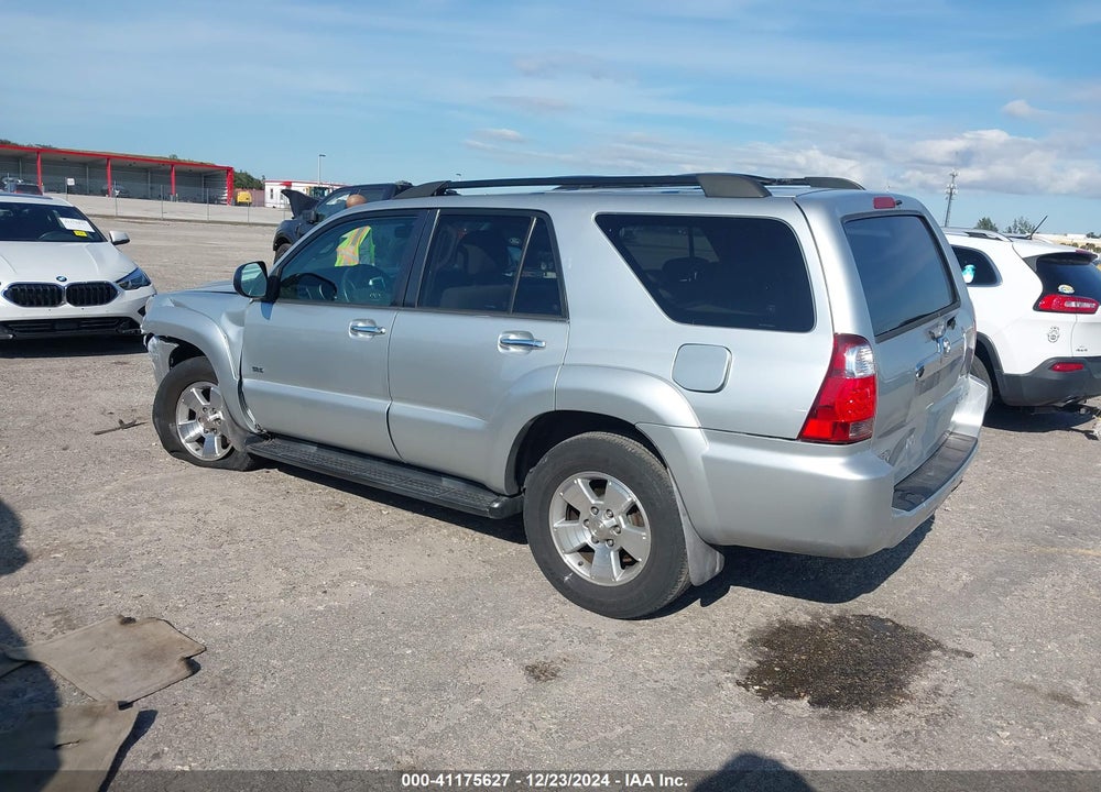 2007 TOYOTA 4RUNNER SR5 V6 VIN: JTEZU14R678088666