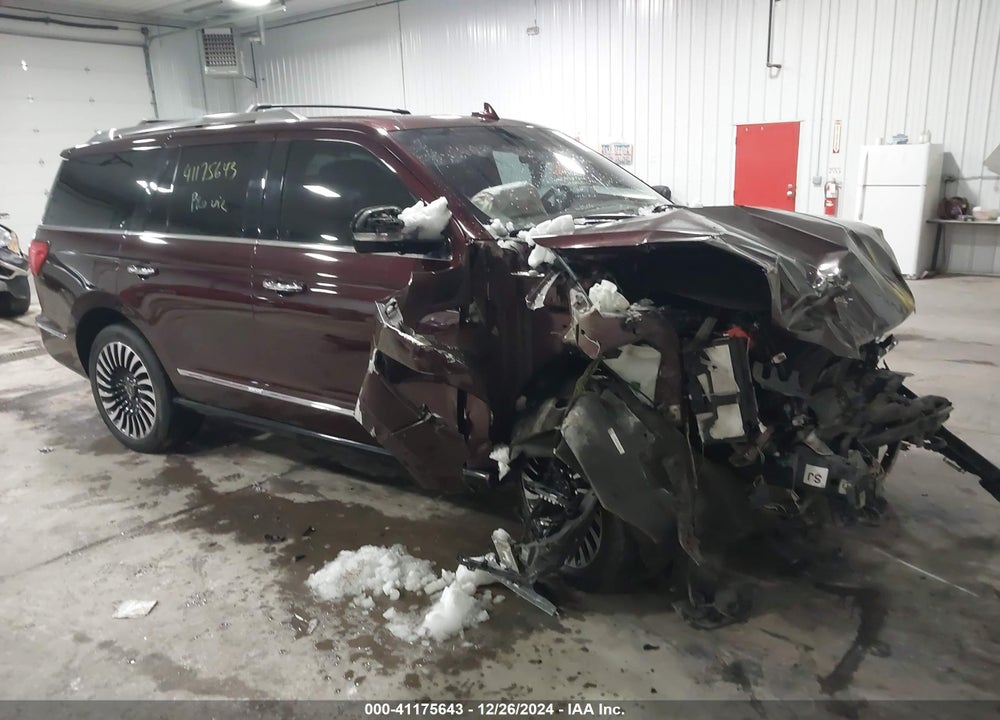 2018 LINCOLN NAVIGATOR BLACK LABEL VIN: 5LMJJ2TT2JEL14023