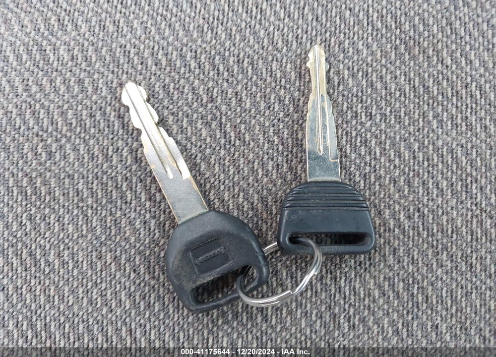 1997 HONDA CIVIC LX VIN: 2HGEJ6672VH543932