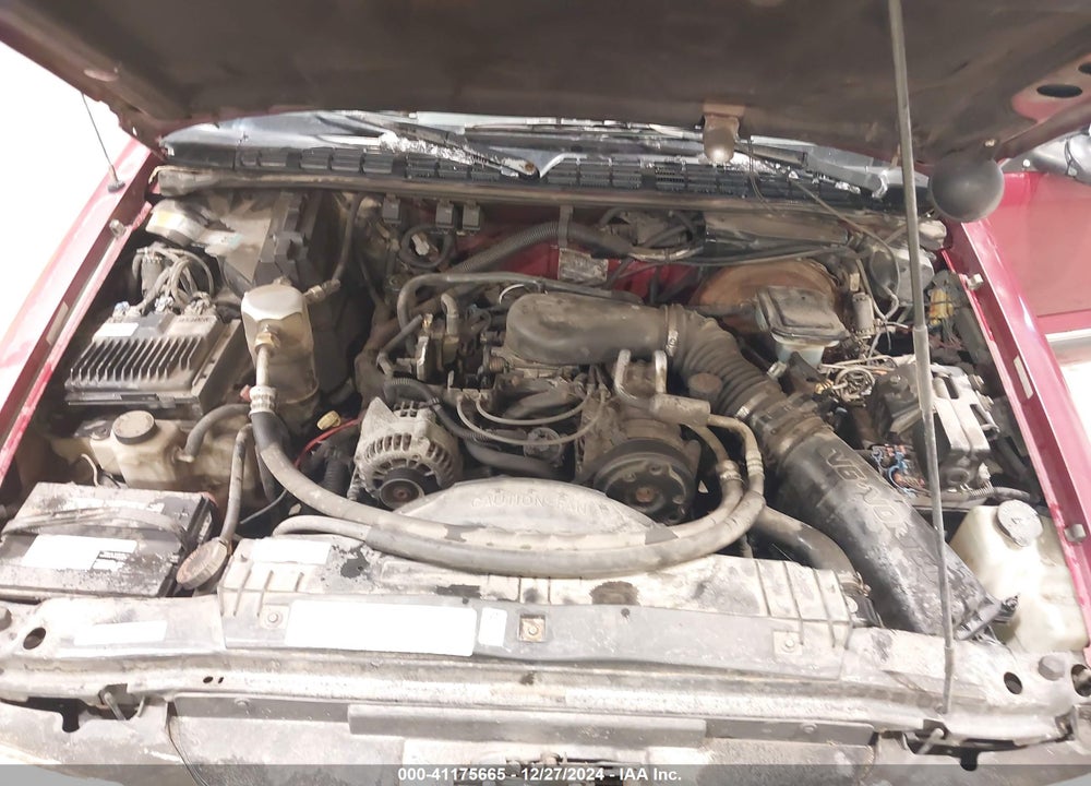 1997 CHEVROLET BLAZER LS VIN: 1GNDT13W1VK202136