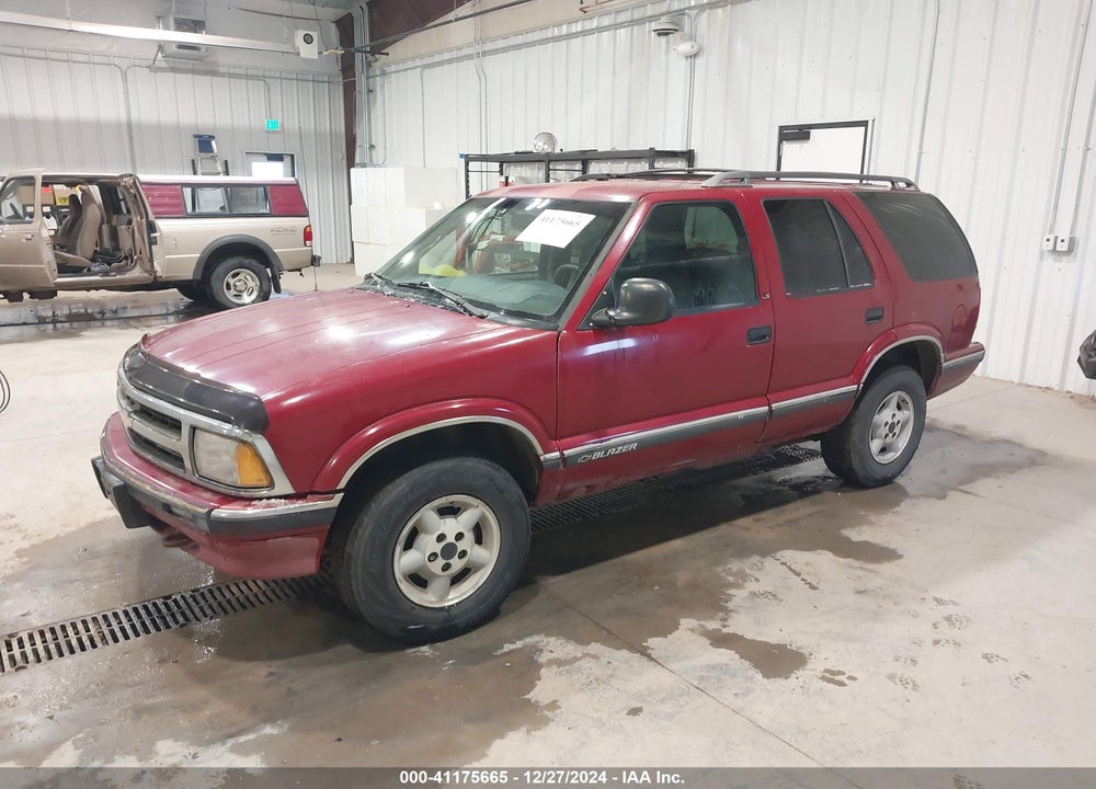 1997 CHEVROLET BLAZER LS VIN: 1GNDT13W1VK202136