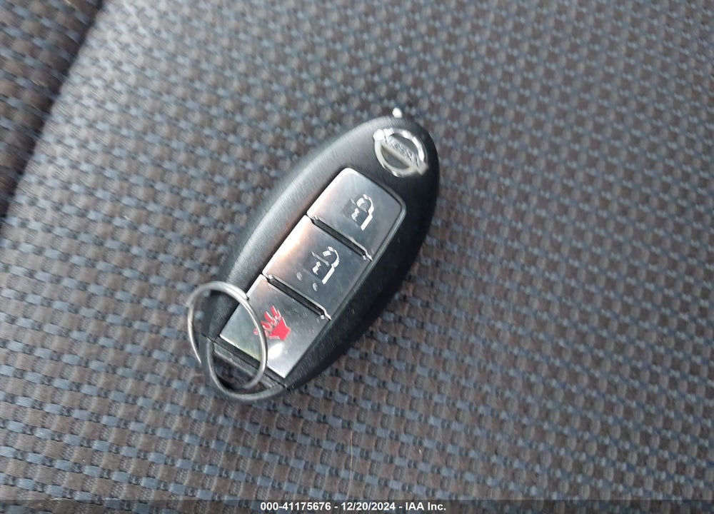 2011 NISSAN ROGUE SV VIN: JN8AS5MV8BW679263