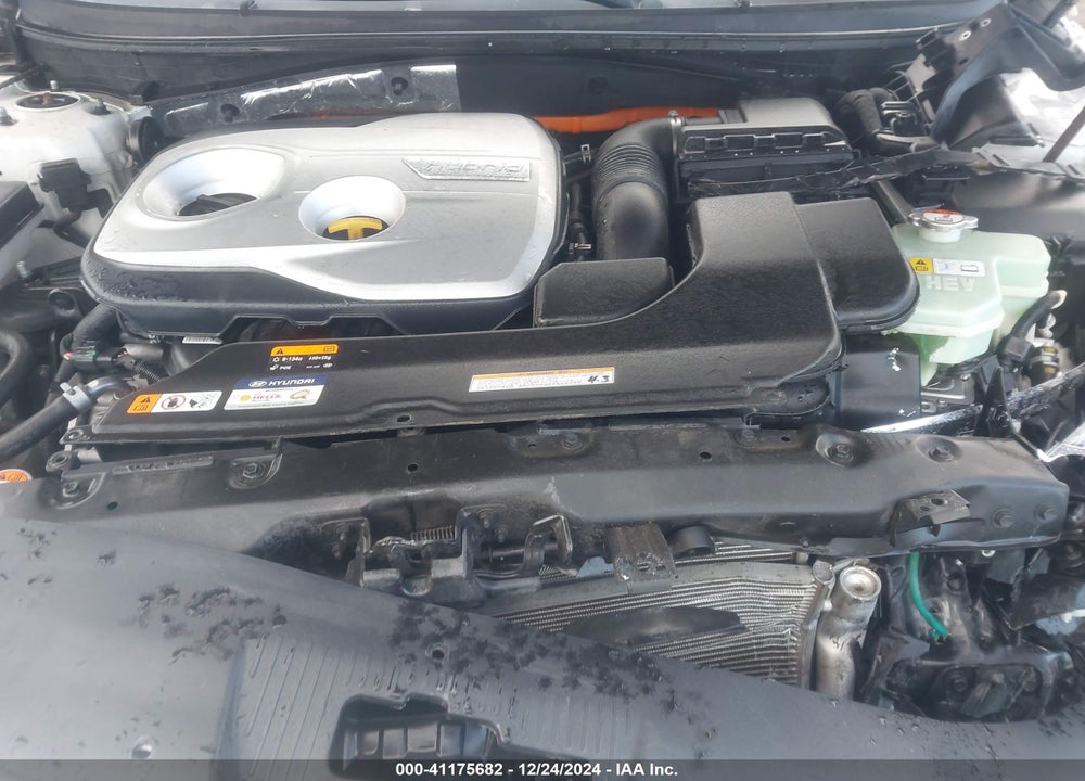 2016 HYUNDAI SONATA HYBRID VIN: KMHE34L12GA027550
