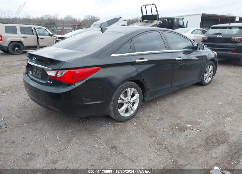 2011 HYUNDAI SONATA LIMITED VIN: 5NPEC4ACXBH286068