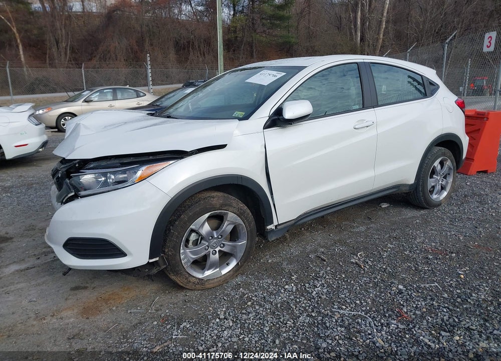 2022 HONDA HR-V AWD LX VIN: 3CZRU6H31NM724243