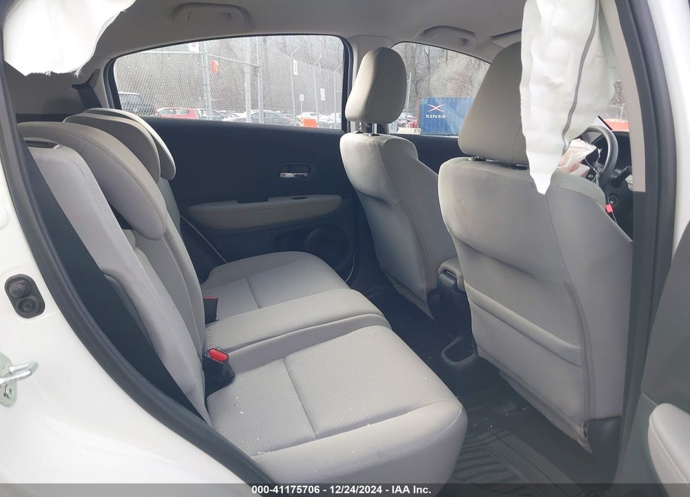 2022 HONDA HR-V AWD LX VIN: 3CZRU6H31NM724243