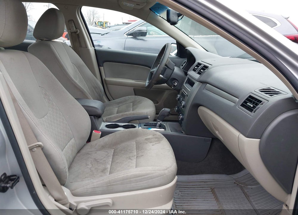 2010 FORD FUSION SE VIN: 3FAHP0HA0AR282319