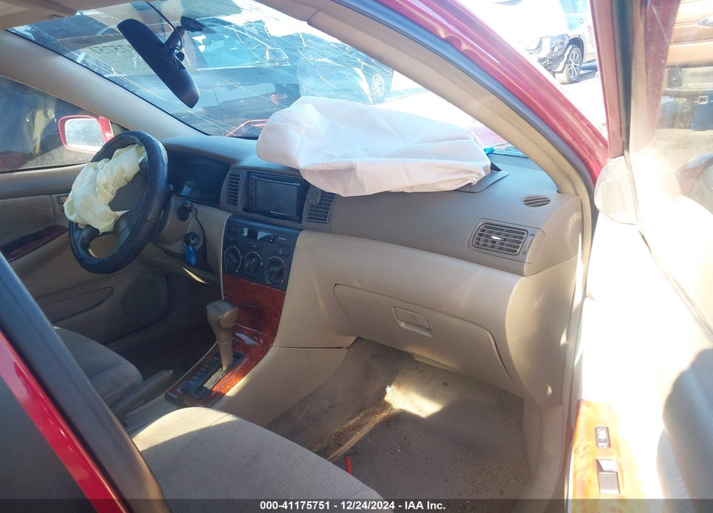 2005 TOYOTA COROLLA LE VIN: 1NXBR32E45Z444969