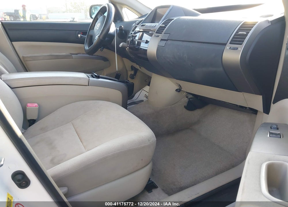 2008 TOYOTA PRIUS VIN: JTDKB20U683424536