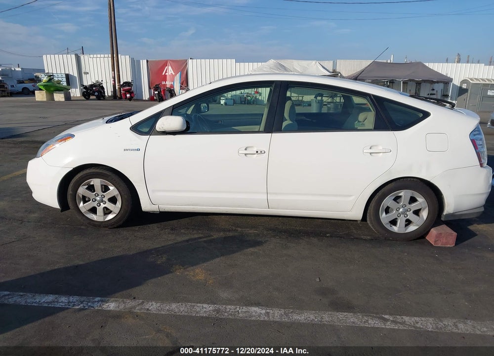 2008 TOYOTA PRIUS VIN: JTDKB20U683424536