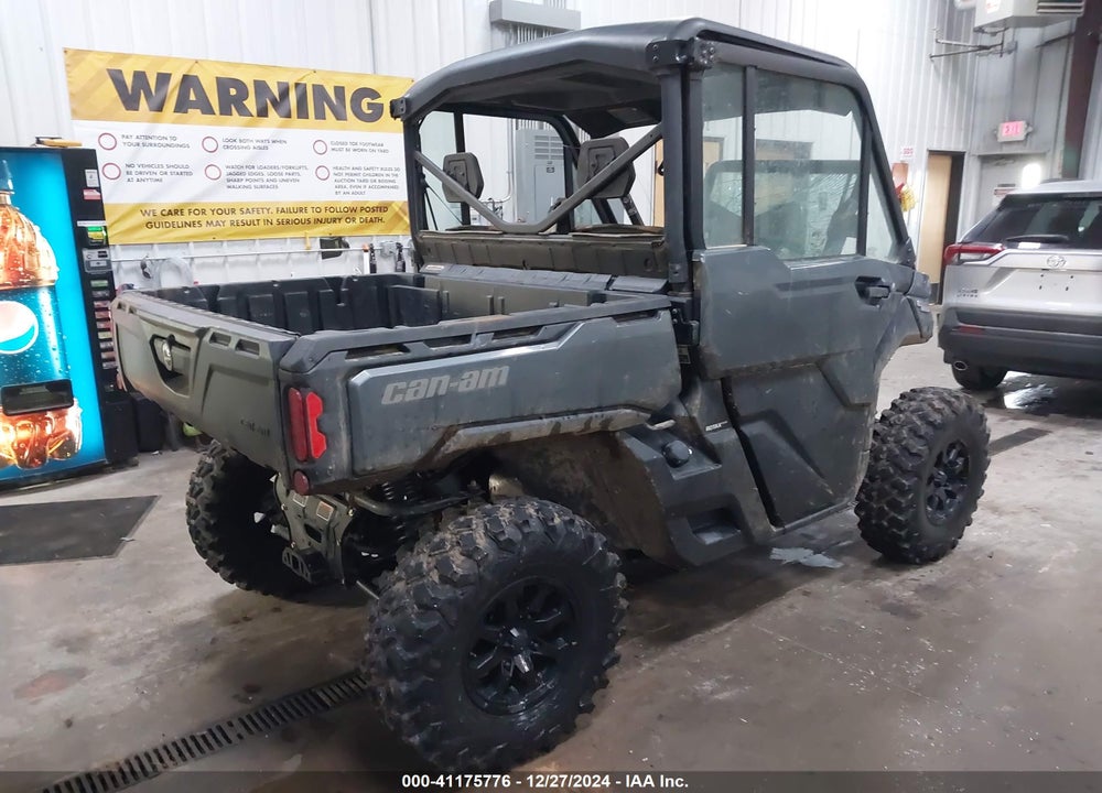 2024 CAN-AM DEFENDER LIMITED CAB HD10 VIN: 3JBUVAX40RK002115