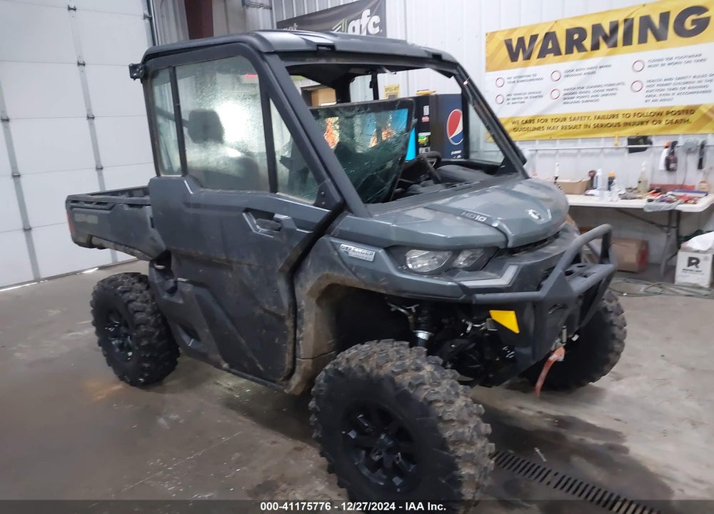 2024 CAN-AM DEFENDER LIMITED CAB HD10 VIN: 3JBUVAX40RK002115