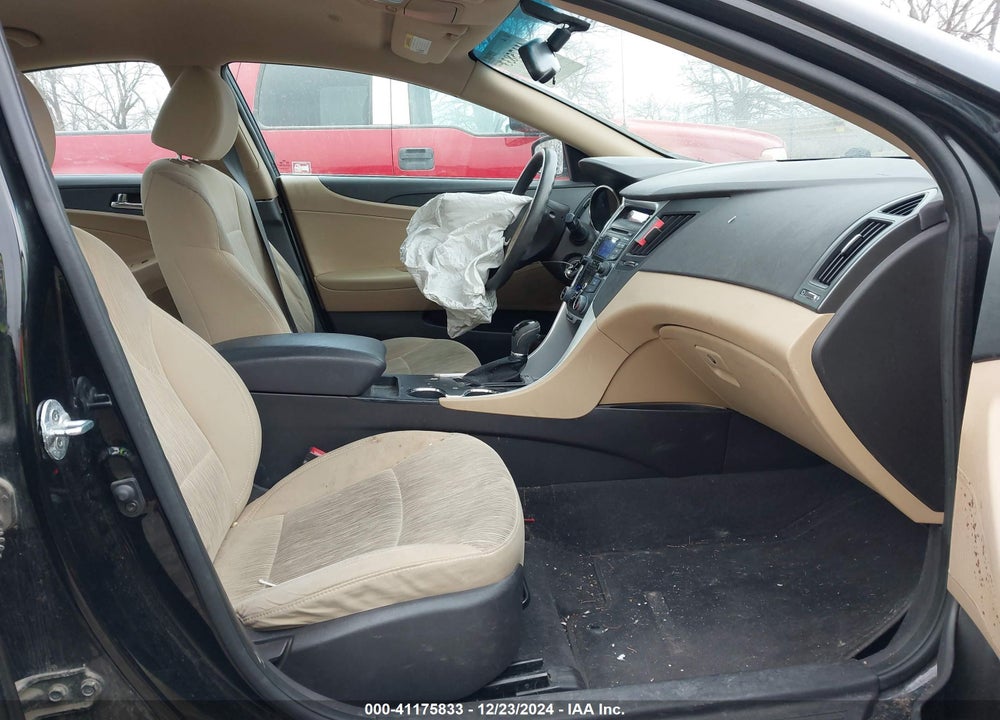2012 HYUNDAI SONATA GLS VIN: 5NPEB4AC3CH441645