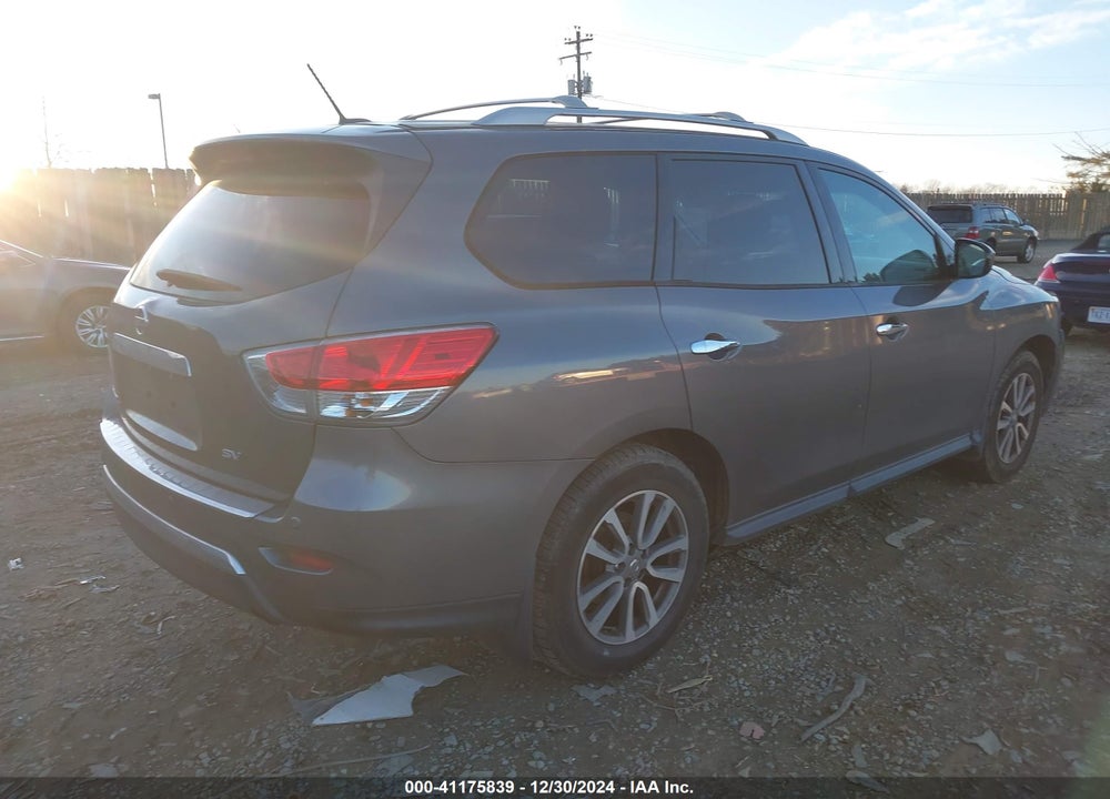 2016 NISSAN PATHFINDER SV VIN: 5N1AR2MN2GC666714