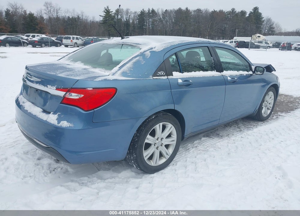 2011 CHRYSLER 200 TOURING VIN: 1C3BC1FB3BN606692