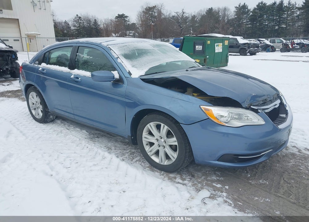 2011 CHRYSLER 200 TOURING VIN: 1C3BC1FB3BN606692