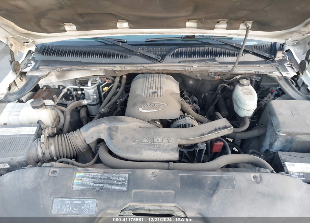 2005 CHEVROLET TAHOE Z71 VIN: 1GNEC13T25R262850