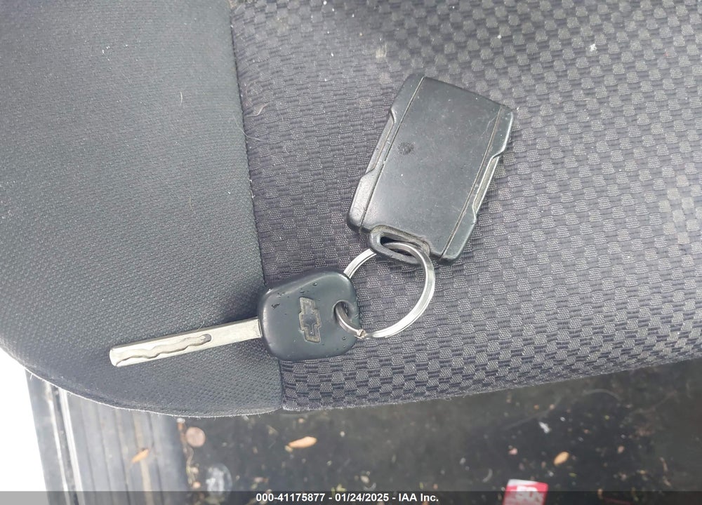 2018 CHEVROLET SILVERADO 1500 VIN: 3GCPCREC7JG127838