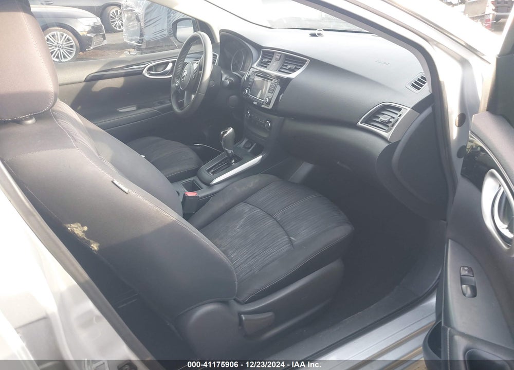 2017 NISSAN SENTRA SV VIN: 3N1AB7AP4HY347578