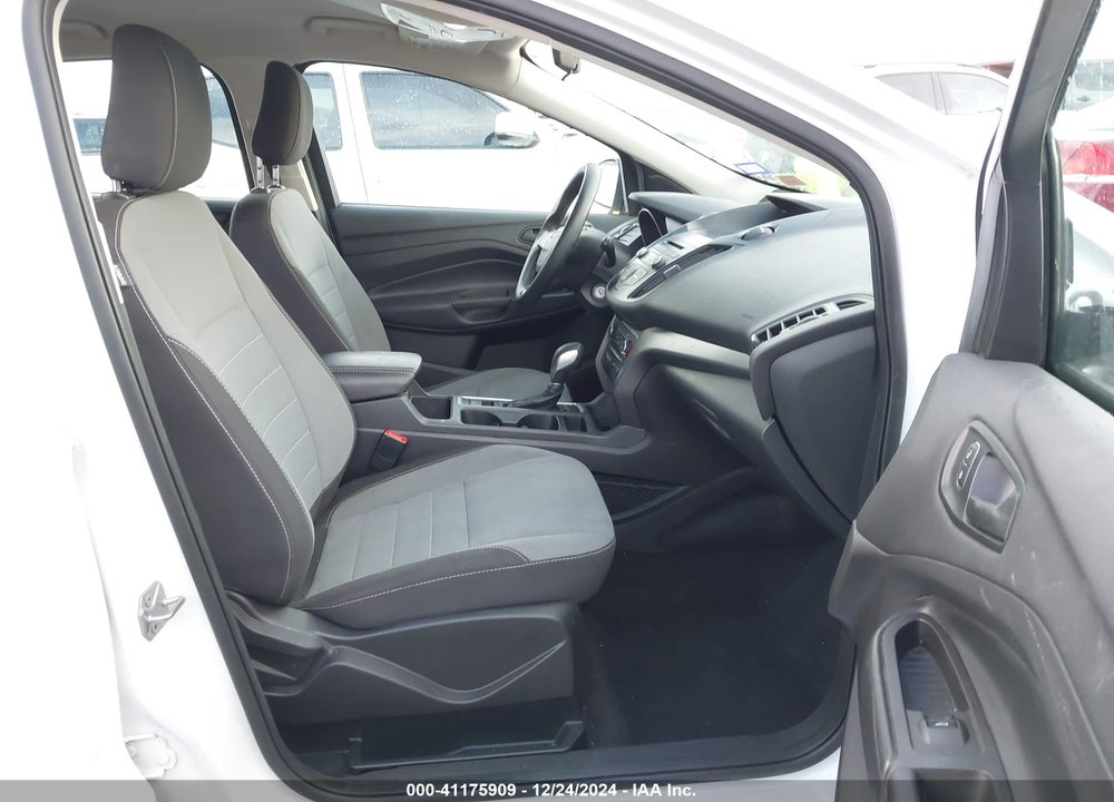 2018 FORD ESCAPE S VIN: 1FMCU0F70JUD20415