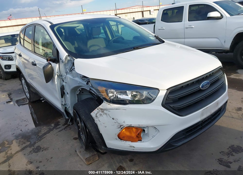2018 FORD ESCAPE S VIN: 1FMCU0F70JUD20415