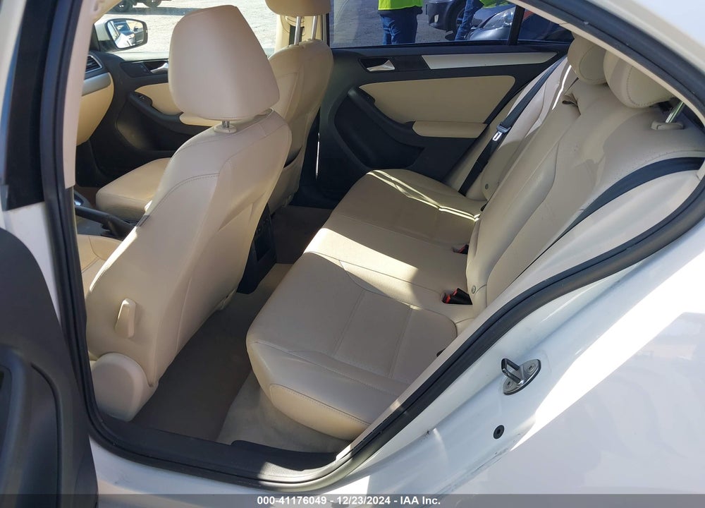 2013 VOLKSWAGEN JETTA VIN: 3VWDP7AJXDM398783