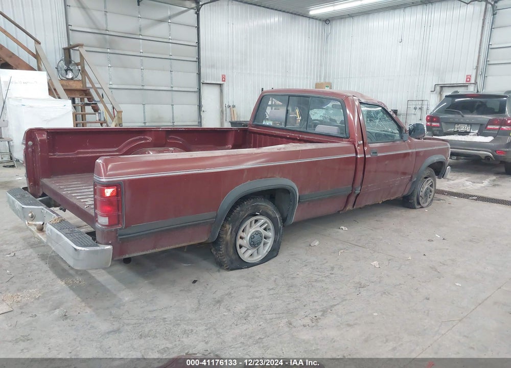 1992 DODGE DAKOTA VIN: 1B7FL26Y7NS625758