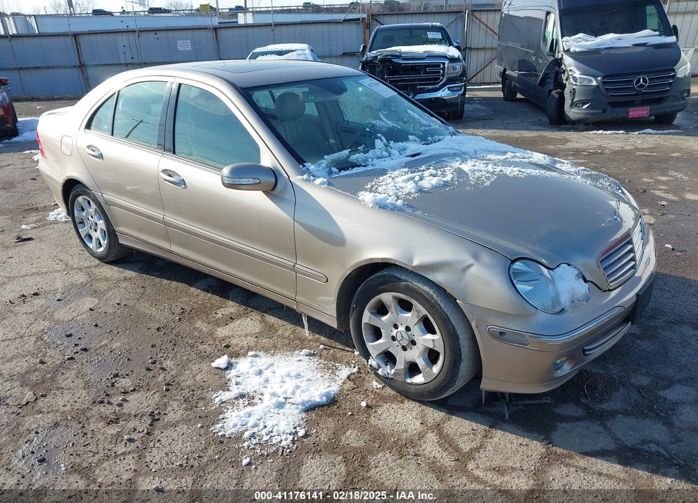 2005 MERCEDES-BENZ C 240 LUXURY 4MATIC VIN: WDBRF81J75F617894