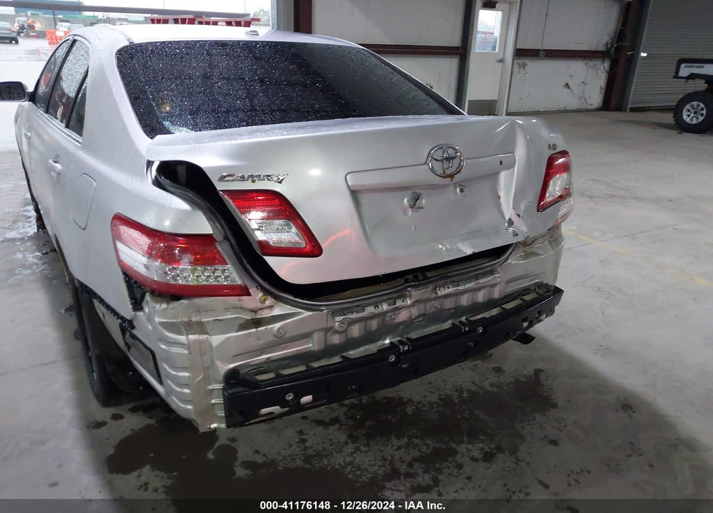 2011 TOYOTA CAMRY LE VIN: 4T1BF3EK2BU174226