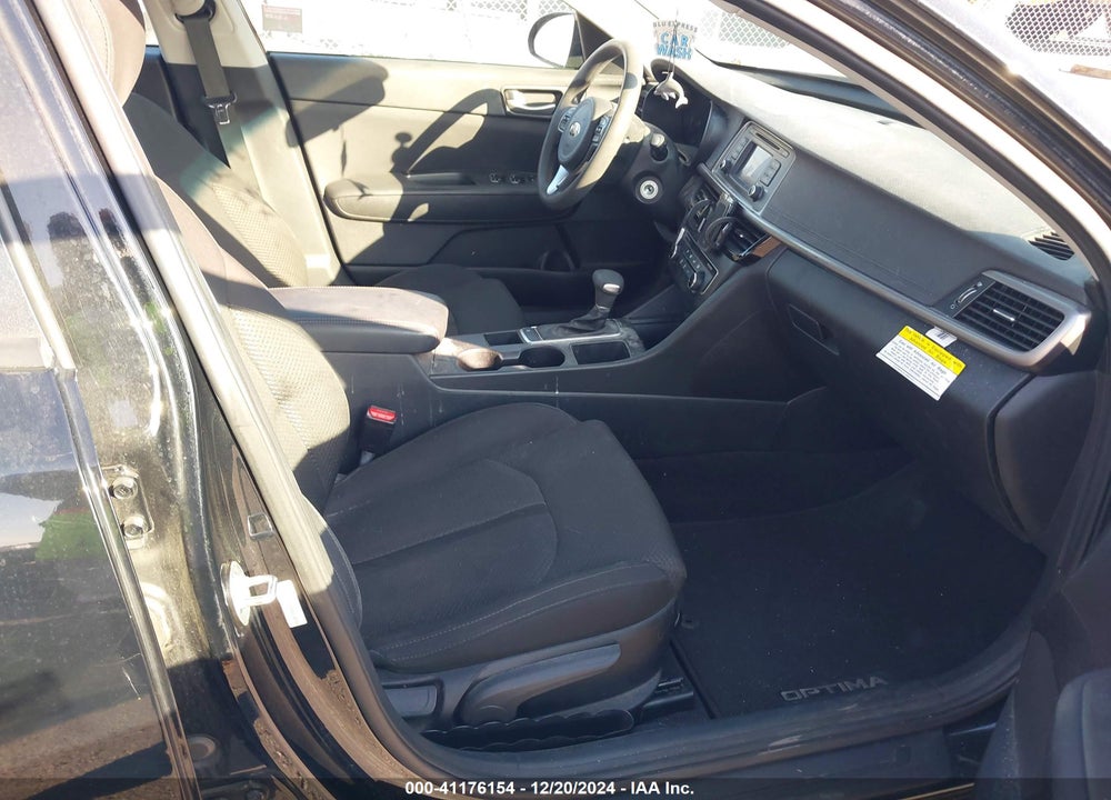 2016 KIA OPTIMA VIN: 5XXGT4L33GG118734