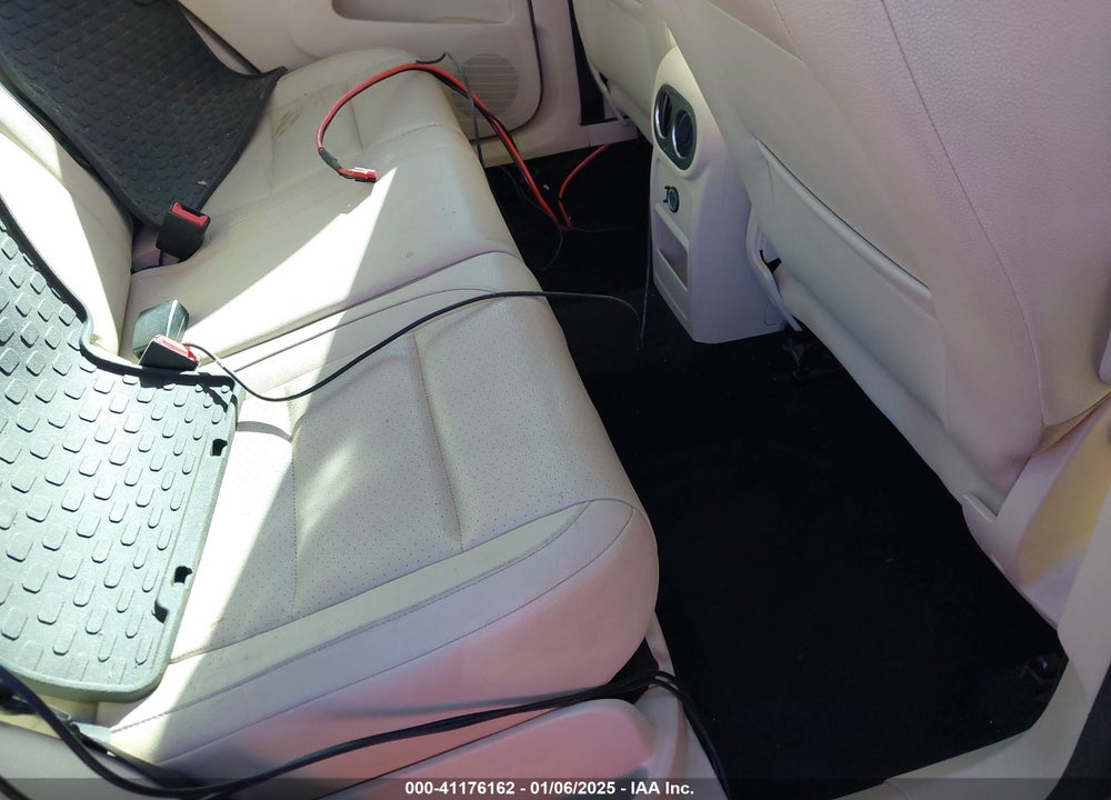 2012 VOLKSWAGEN TIGUAN VIN: WVGBV7AX4CW607367