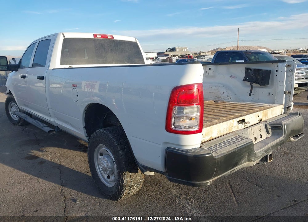 2024 RAM 2500 TRADESMAN 4X4 8' BOX VIN: 3C6UR5HJ8RG250345