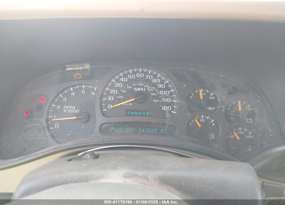 2003 CHEVROLET TAHOE LS VIN: 1GNEC13V13R261204