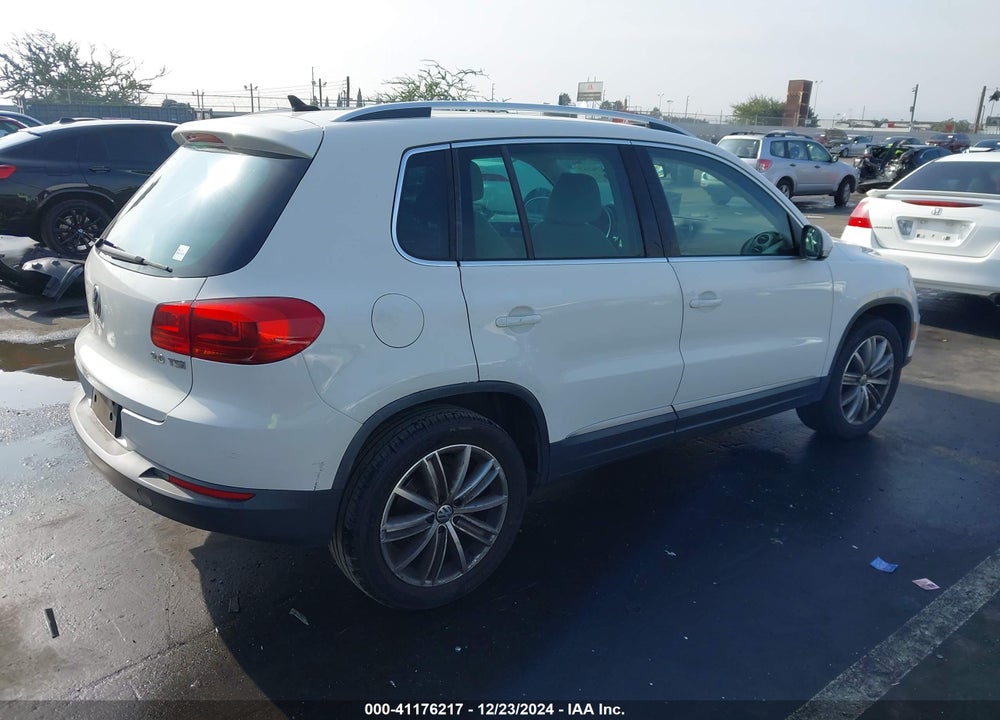 2014 VOLKSWAGEN TIGUAN SEL VIN: WVGAV3AXXEW547439